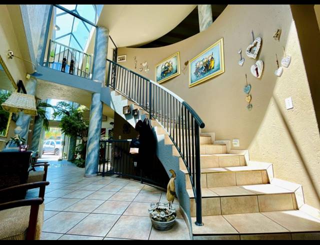 5 BEDROOM HOUSE SOLD IN MEYERSDAL